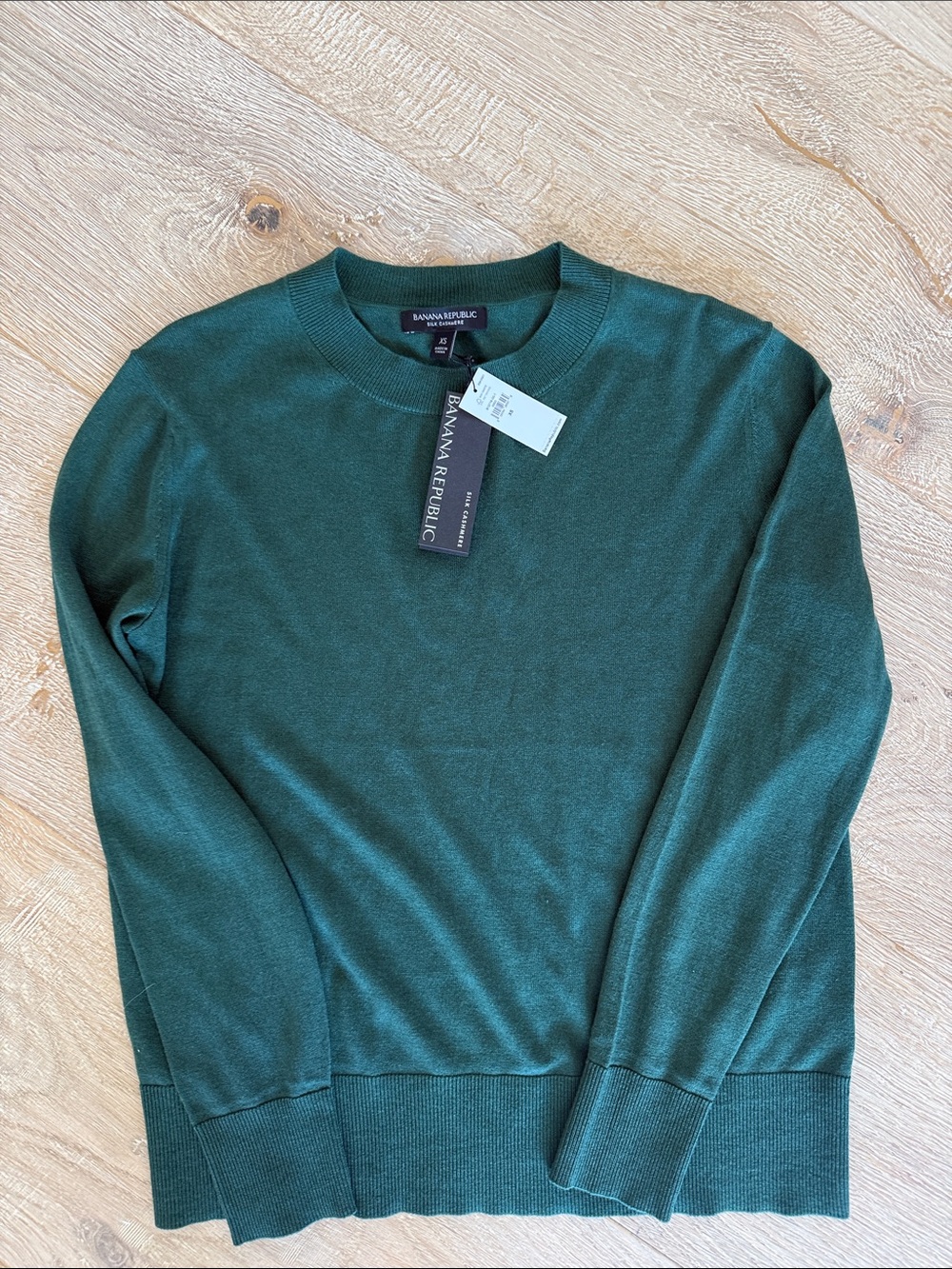 Banana Republic Womens Forest Green Crewneck Sweater